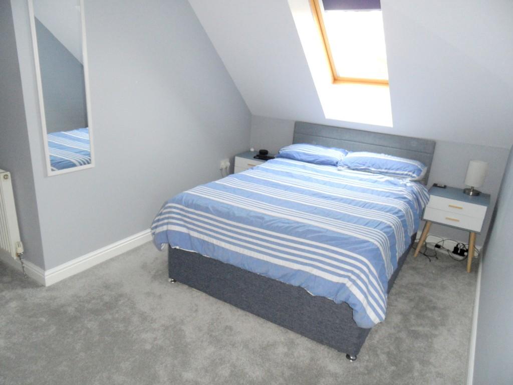 1 bedroom end of terrace house 9